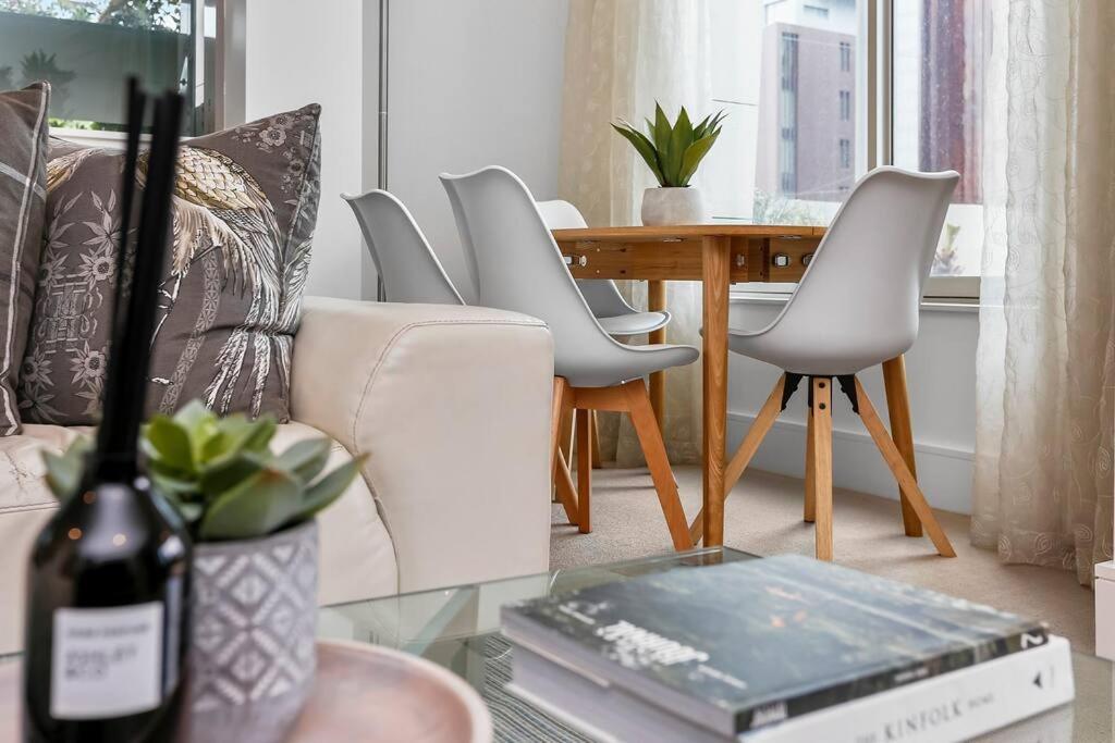 דירות אוקלנד Elegant & Sunny Living With Stunning Marina Views מראה חיצוני תמונה